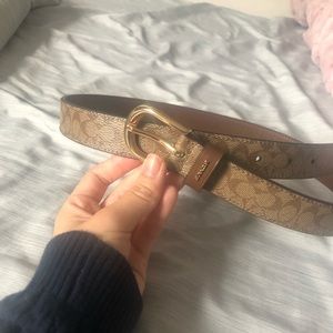 Coach belt size S